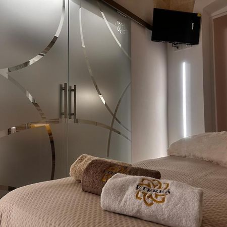 Eterea Casa Vacanza บรินดิซิ ภายนอก รูปภาพ