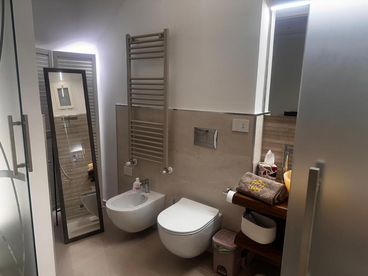 Eterea Casa Vacanza บรินดิซิ ภายนอก รูปภาพ