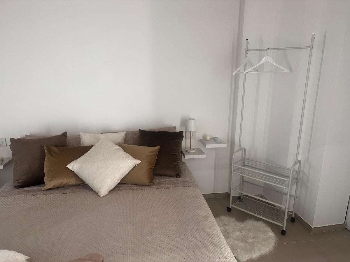 Eterea Casa Vacanza บรินดิซิ ภายนอก รูปภาพ